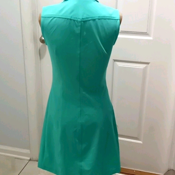 Daily Sport Button Closure  Sleeveless Golf Dress - Picture 6 of 8